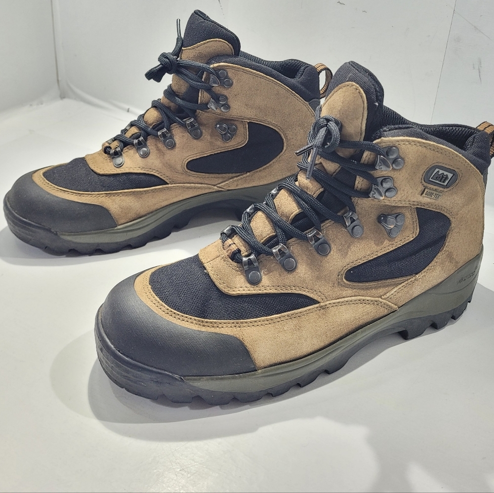 REI MONARCH GORE-TEX BROWN/BLACK MERRELL WEAR THEM OUT HIKING BOOTS MEN'S SZ 9.5